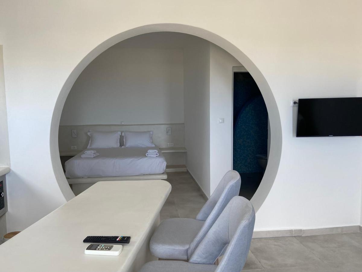 Ena Suites Santorini Pýrgos Exterior foto