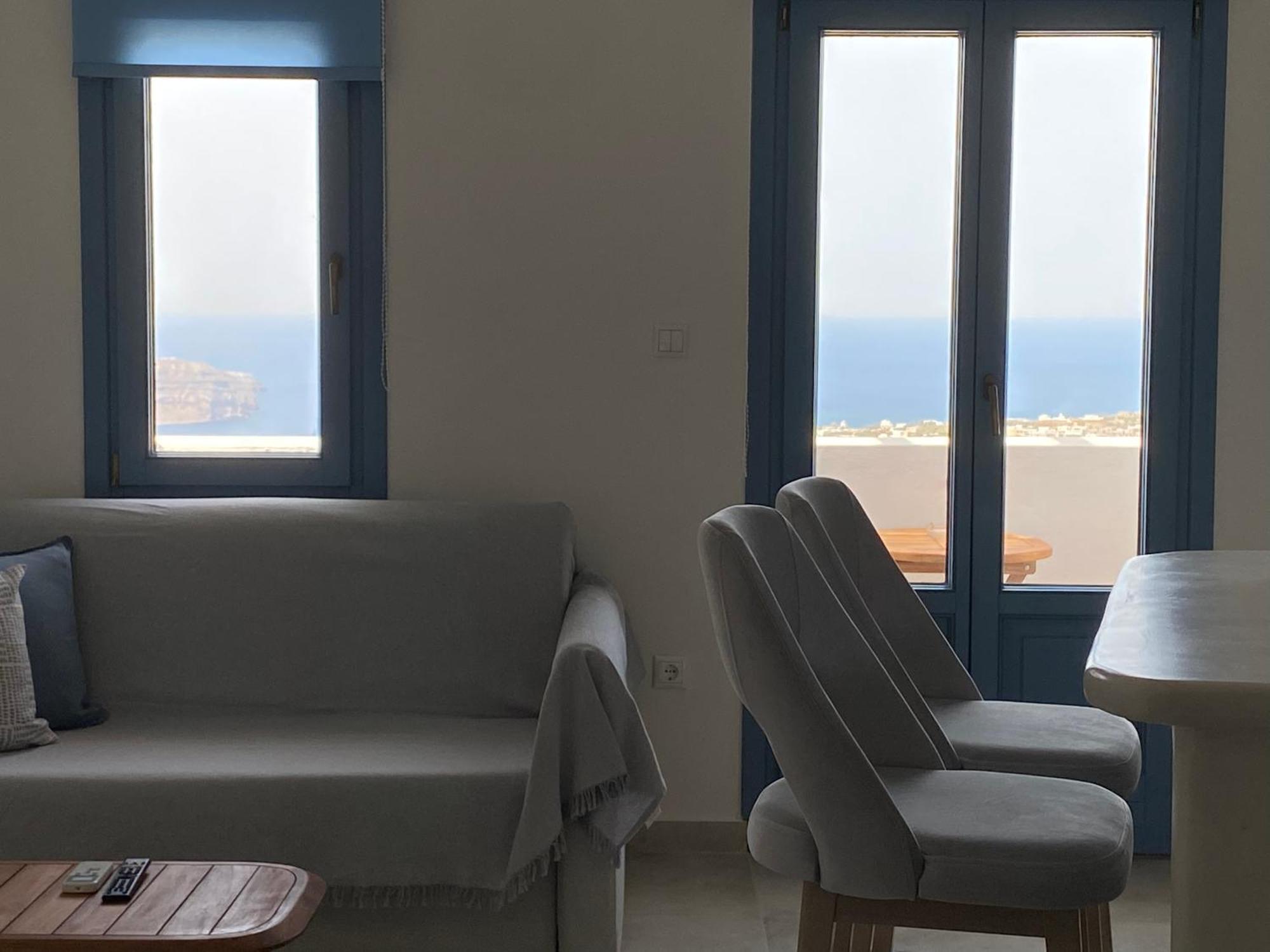 Ena Suites Santorini Pýrgos Exterior foto